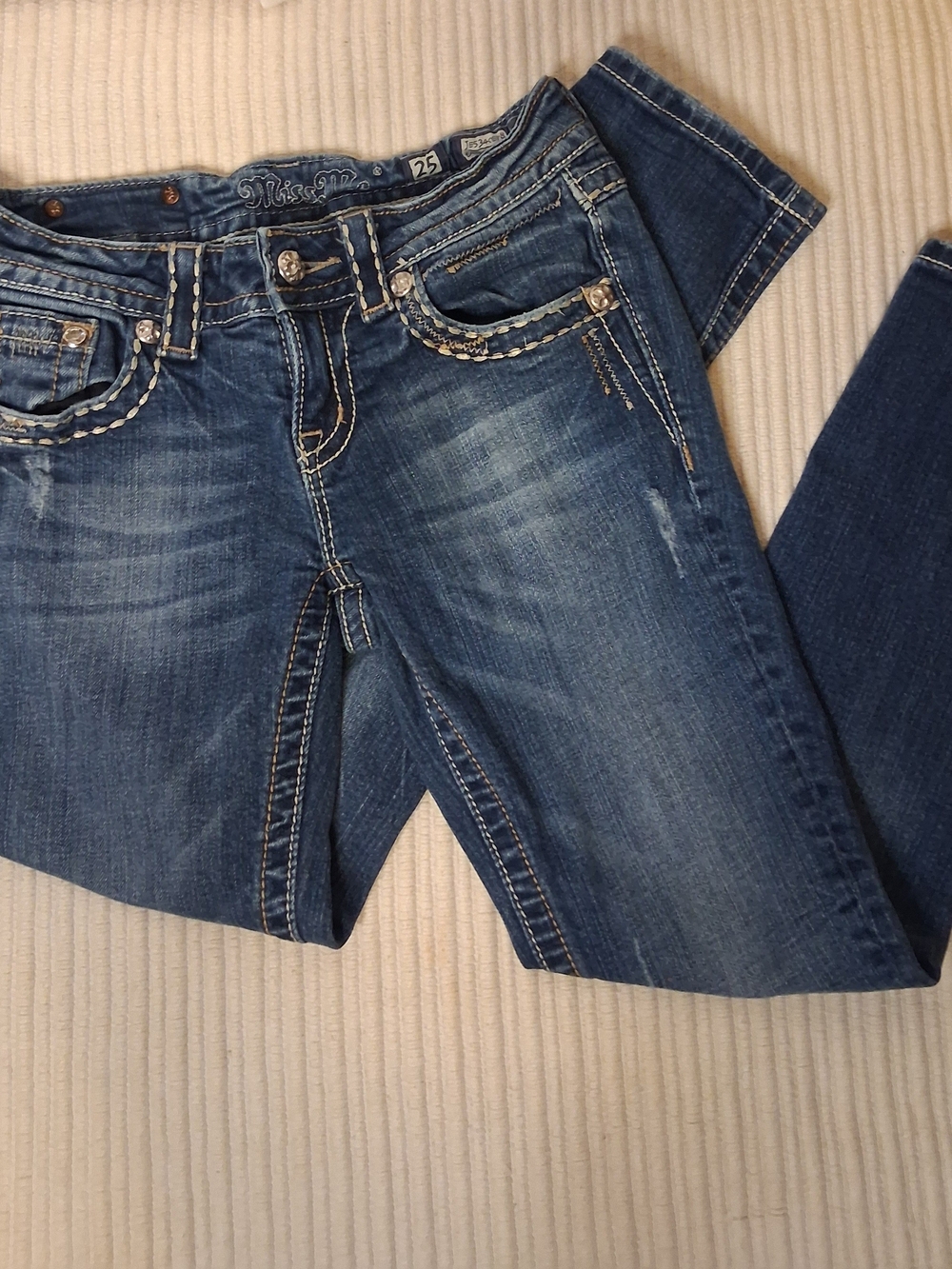 Miss Me Mid-Rise Embellished Thick Stitch Denim Capri Jeans - Size 25